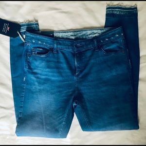 NWT Vineyard Vines Jeans